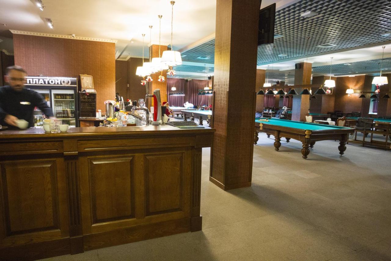 Navit Luxury Apartments With Breakfast Near The Railway Station, The City Center And The Park Kiev Exterior foto